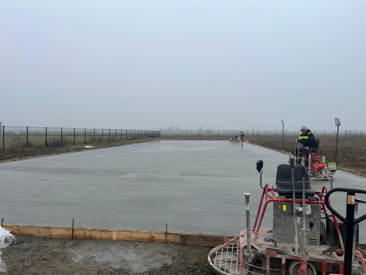 Exterior concrete slab